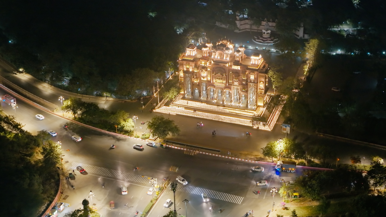 Patrika Gate