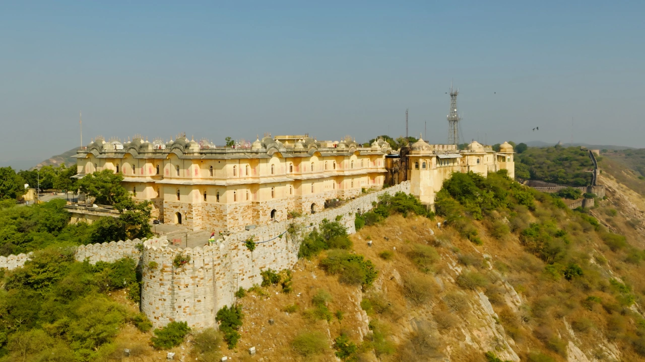 nahargarh fort